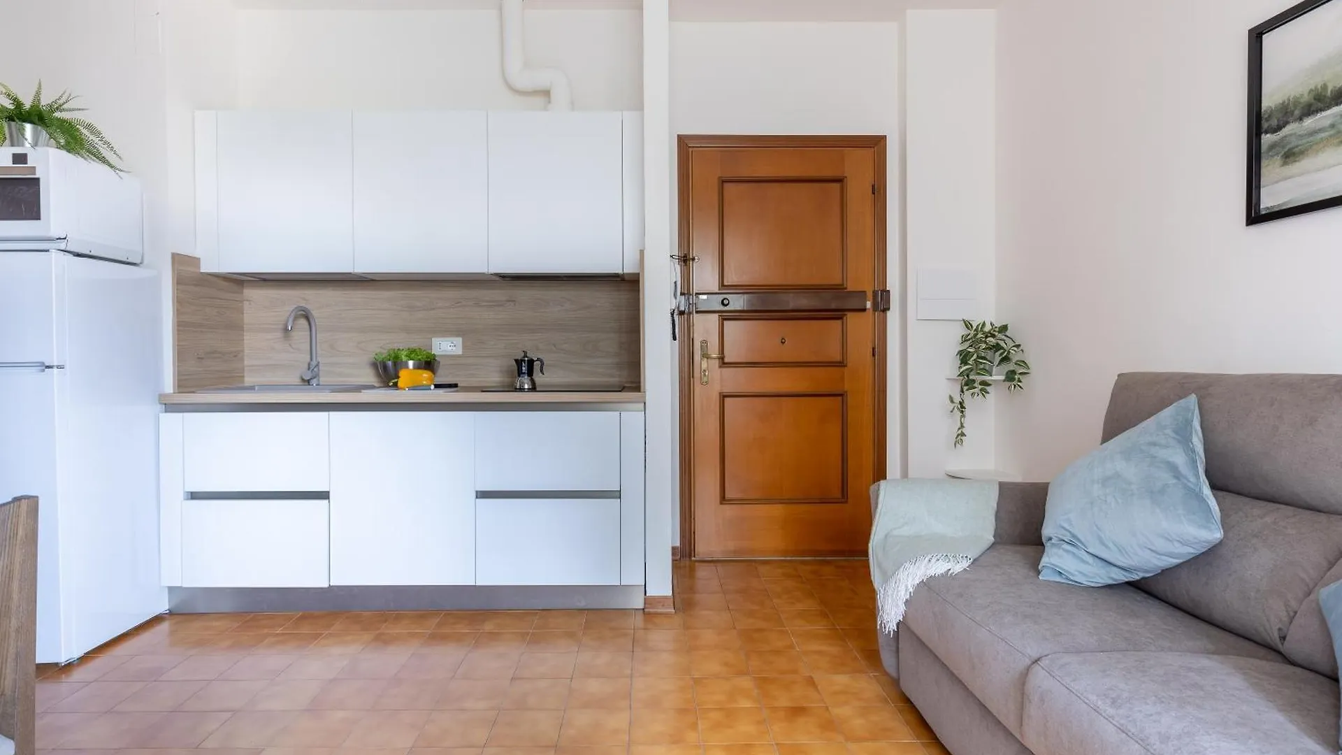 Pisa Cisanello - Comfy Apartment With Balcony! Italy